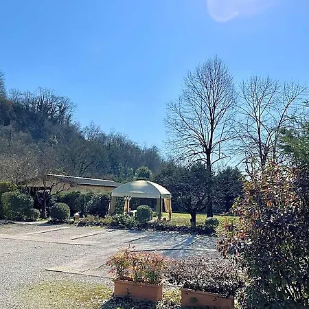 Country Il Melo Bed & Breakfast 4*